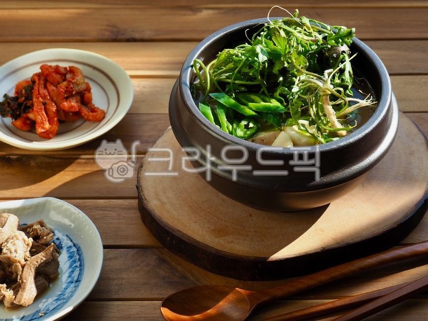 냉이,냉이된장국,한식,된장국,된장찌개,반찬,배경,음식,요리,한국음식,아시아음식,전통음식,한국문화,웰빙,웰빙음식,misosoup,soybeanpastestew,sidedish,background,food,cooking,koreanfood,asianfood,traditionalfood,koreanculture,wellbeing,wellnessfood,한국전통음식,식사,채소,야채,meal,vegetable,koreantraditionalfood,음식,식재료,요리,food,cook,meal,dishes,food reserves,한식,한국음식,한국요리,korean food,korean dishes,korean meal,korean cook