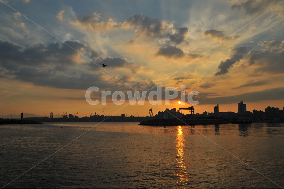 햇빛,붉은하늘,일몰,새벽,하늘,바다,황혼,자연,풍경,nature,landscape,outdoors,옥외,sunlight,dawn,red sky,붉은 하늘,sunset,sky,dusk