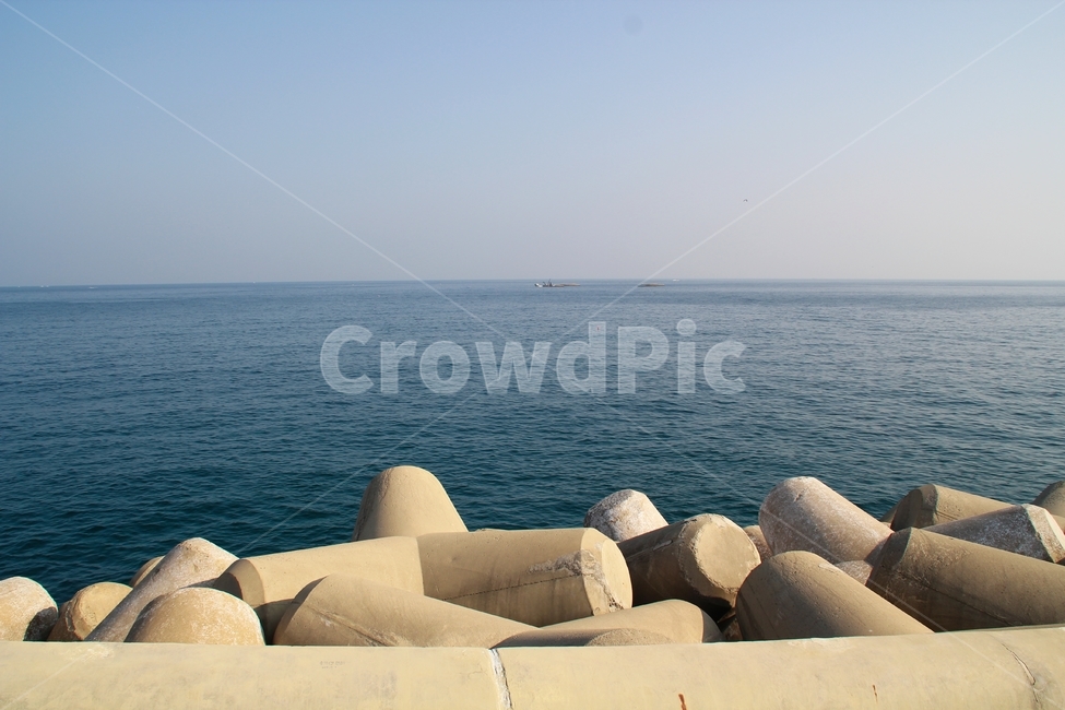 방파제,바닷가,푸른바다,배,boat,파도