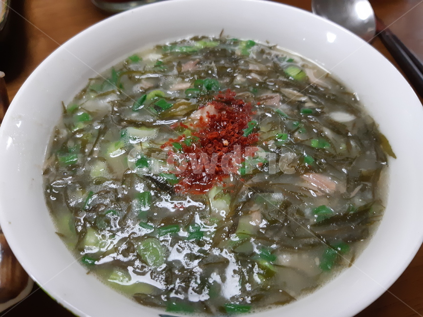 몸국,토속음식,제주도음식,제주도토속음식,민속음식,제주도민속음식,국,음식,식재료,요리,food,cook,meal,dishes,food reserves,한식,한국음식,한국요리,korean food,korean dishes,korean meal,korean cook