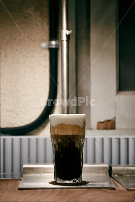 drink,커피,coffee,비엔나커피,아인슈페너,beverage,마실것,glass,유리,viennacoffee,einspanner,카페,크림,cafe,감성,sensible,커피,카페,coffee,cafe
