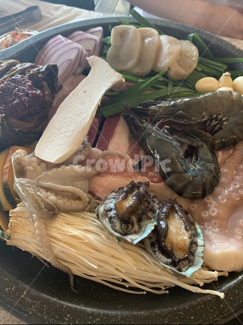 전복,삼합,새우,문어,양파,해산물,안주,안주거리,포장마차,포장마차음식
