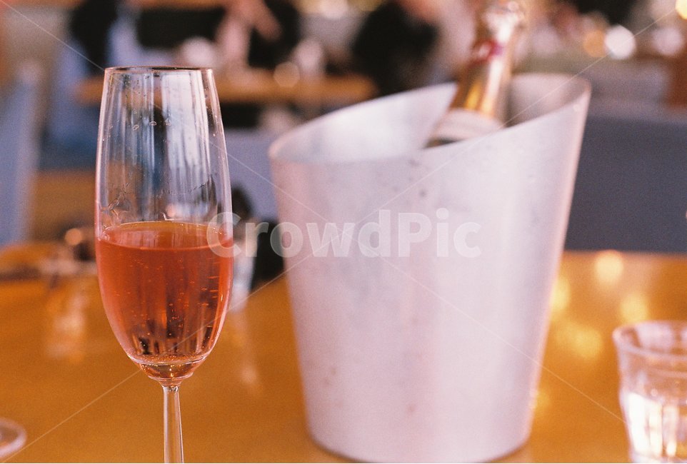 샴페인,인테리어,와인,술,감성,필름,술,주류,alcohol,감성,sensible,feeling