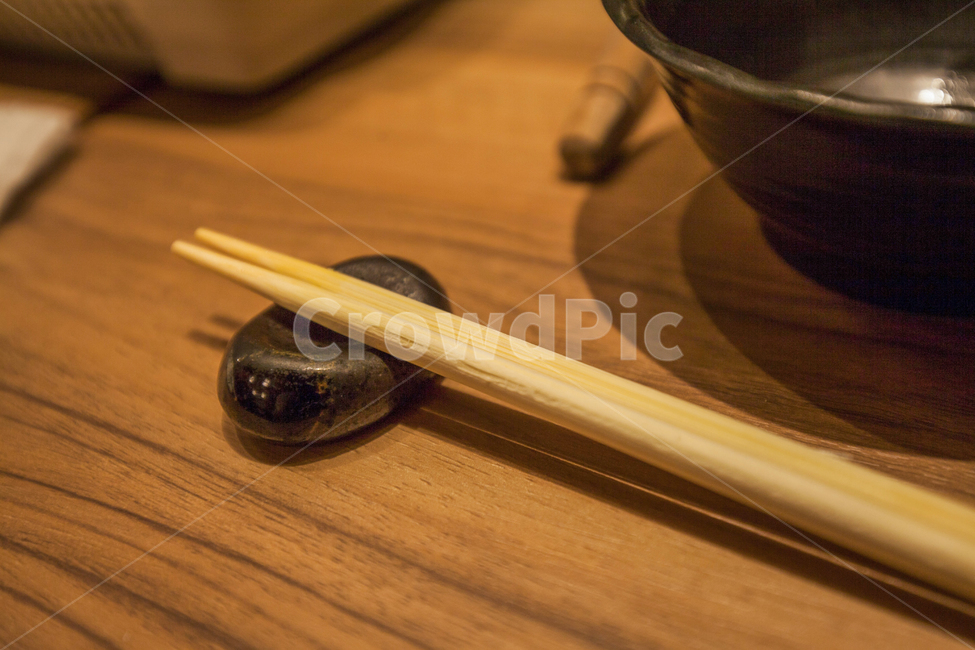 젓가락,식당,일본,나무젓가락,테이블,물건