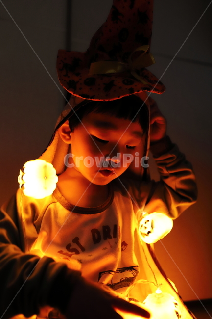 할로윈데이,마녀모자,호박,애기호박,사탕,마녀,어린이,어린아이,child,children,kid,축제,행사,festival,carnival,event