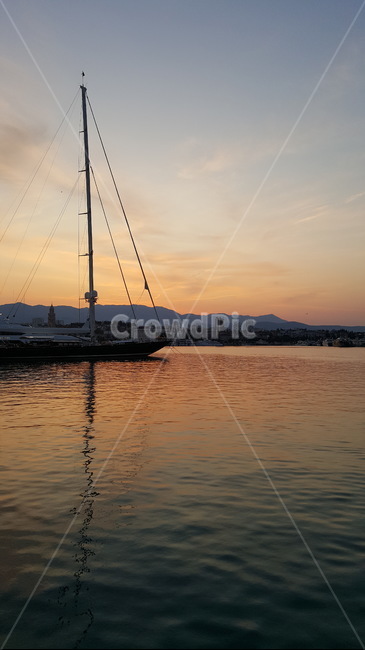 water,물,waterfront,워터프론트,transportation,교통,watercraft,선박,marina,마리나,포트,port,dock,독,pier,교각,실루엣,sunrise,일출