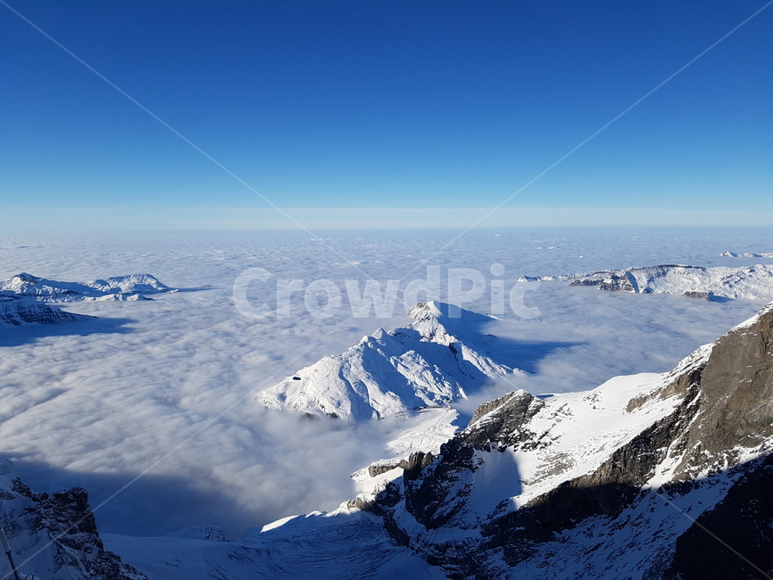 스위스,설산,운해,산,산정상,겨울,계절,winter,season,해외,외국,세계,foreign,oversea,world,세계자연풍경,해외자연풍경,외국자연풍경,world nature landscape,outdoors,옥외,nature,자연,mountain,mountain range,산맥,ice,빙,peak,피크