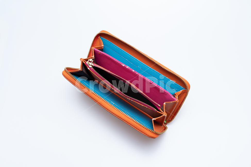 wallet,accessories,부속품,accessory,부속물,신용카드,케이스,캐쉬,캐시,금융,가죽,피혁,돈,머니,포켓,파우치,지갑,쇼핑,재물,부유,하얀,화이트,흰,흰색,텅빈,비어있는,빈,컨셉,아이디어