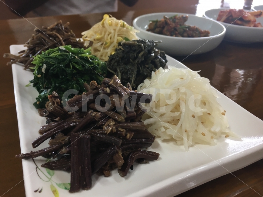 food,koreanfood,비빔밥,한식,나물사진,나물,음식,bibimbap,비빔밥재료,음식,식재료,요리,food,cook,meal,dishes,food reserves,채소,야채,vegetables,한식,한국음식,한국요리,korean food,korean dishes,korean meal,korean cook