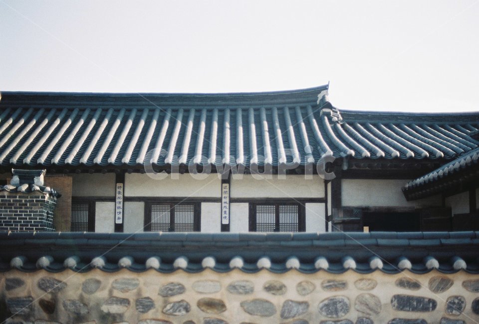 감성사진,감성,필름,아날로그,film,analog,기와집,한옥마을,한옥,한국,전통,한국전통,한국문화,korean traditional,korean culture,감성,sensible,feeling,건축물,건물외관,exterior,building,structure,architecture,construction