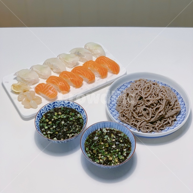 초밥,메밀소바,sushi,food,일식,집밥,메밀,연어,음식,식재료,요리,food,cook,meal,dishes,food reserves,일식,일본음식,일본요리,Japanese food,Japanese dishes,Japanese meal,Japanese cook