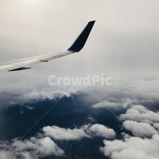 하늘,바다,비행기,하늘위,구름,sky,cloud,sea,flight,교통,교통수단,traffic,transportation