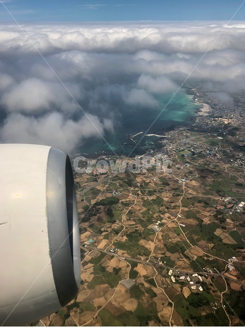 비행,항공,항공기,jeju,비행기,제주도,상공,airplane,plane,논,밭,길,바다,시골,구름,하늘,경치,scenery,풍경,landscape,자연,nature,옥외,outdoors,sea,cloud