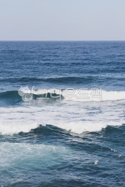 파도,거친파도,바다,거친바다,ocean,sea,바닷가,해안가,해변,해수욕장,동해안,동해바다,물결,자연,풍경,nature,landscape