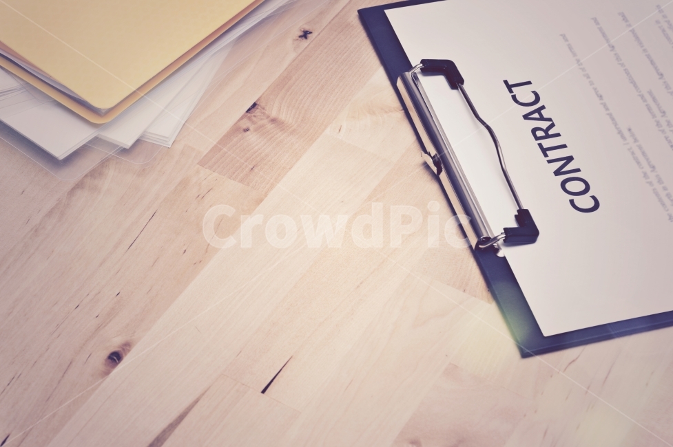 계약서,계약,비즈니스,문서,사인,싸인,비지니스,파일,종이,펜,컨셉,컨셉트,사무실,일,일터,성공,체결,계약체결,배경,이미지,배경이미지,파트너쉽,파트너,협약,협력,회사,긴장,결정,결정권,커뮤니케이션,연출,연출사진,스튜디오,볼펜,서류,서류철,work,office,sign,signature,job,partnership,company,business,contract,비즈니스,사업,business,service,work,사물,물건,오브젝트,thing,object,matter