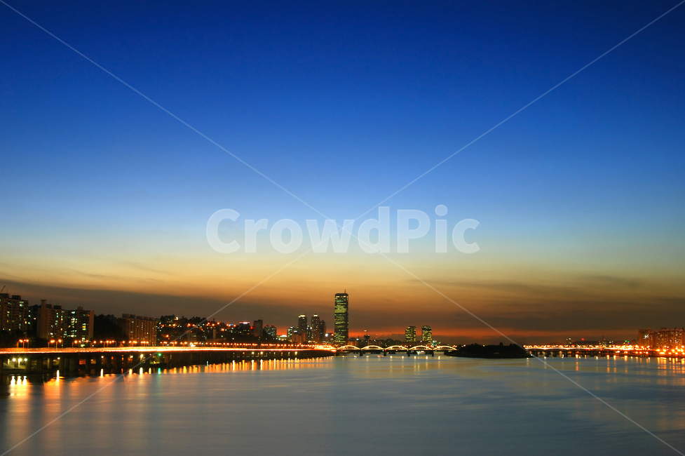 night view,Han Riverside,city,skyline,building,Han River,Hangang Bridge,modern,Yeouido,63 Building,lights,architecture,sky,highrise building,business,downtown,riverside,seoul,korea,background,bridge,glow,63