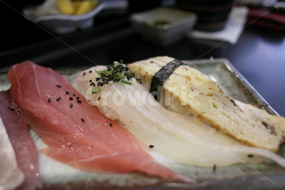 계란초밥,광어초밥,참치초밥,초밥세트,세트메뉴,일식,음식,식재료,요리,food,cook,meal,dishes,food reserves,수산물,해산물,fishery products,seafood,일식,일본음식,일본요리,Japanese food,Japanese dishes,Japanese meal,Japanese cook