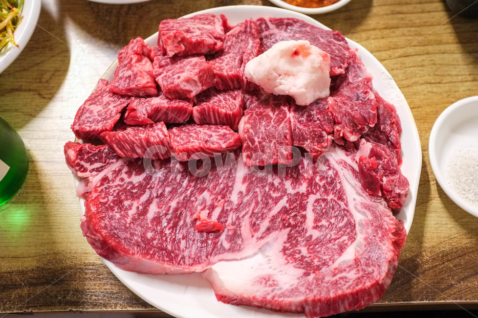 음식,한우,소고기,등심,치마살,음식,식재료,요리,food,cook,meal,dishes,food reserves,육류,고기,meat