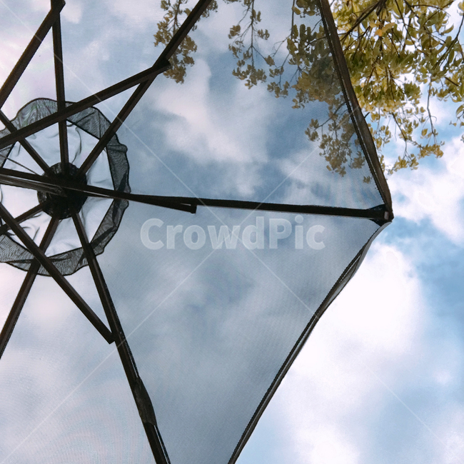 하늘,파라솔,투명함,청량함,구름,sky,parasol,message,cloud,cool,사물,물건,오브젝트,thing,object,matter