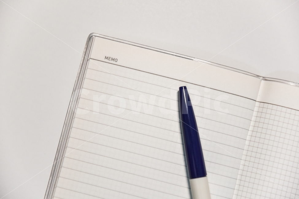 노트,메모,볼펜,수첩,다이어리,필기,펜,memo,연출사진,기록,일기,note,pen,책,공부,낙서,비즈니스,사업,business,service,work,사물,물건,오브젝트,thing,object,matter,학용품,문구류,사무용품,school supplies,stationery,office supplies