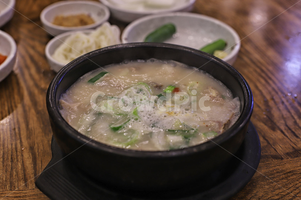 한국,음식,국밥,뚝배기,저녁,식사,국물,음식,식재료,요리,food,cook,meal,dishes,food reserves,한식,한국음식,한국요리,korean food,korean dishes,korean meal,korean cook