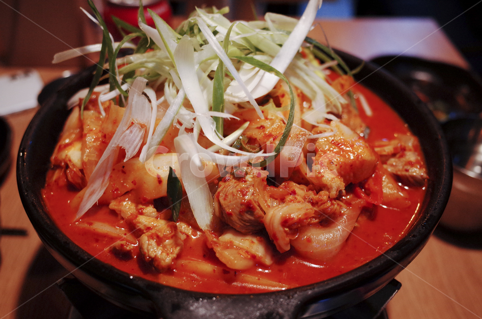 food,음식,meal,식사,dish,요리,돼지고기,pork,김치,찜,돼지고기김치찜,김치찜,파채,매운,red,음식,식재료,요리,food,cook,meal,dishes,food reserves