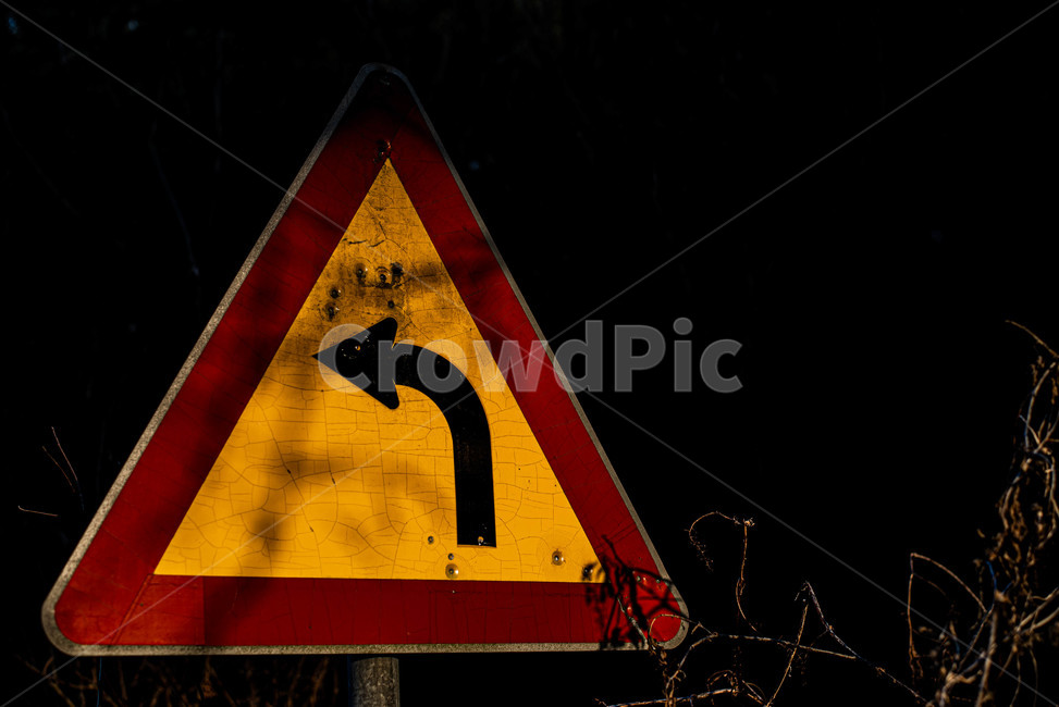 표지판,좌회전,도로표지판,교통,안내표지판