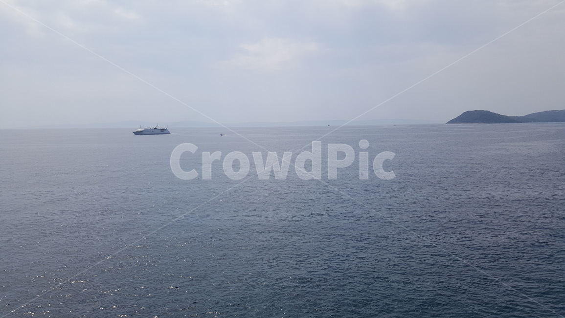 watercraft,선박,transportation,교통,boat,보트,ship,배,하늘,바다,수평선,sky,sea,ocean,horizon,자연,풍경,nature,landscape,vehicle,차량
