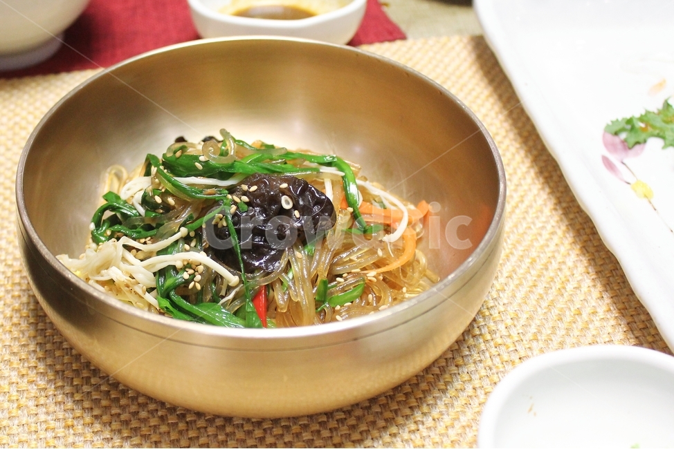 잡채,한정식,전통음식,반찬,당면,음식,식재료,요리,food,cook,meal,dishes,food reserves,한식,한국음식,한국요리,korean food,korean dishes,korean meal,korean cook