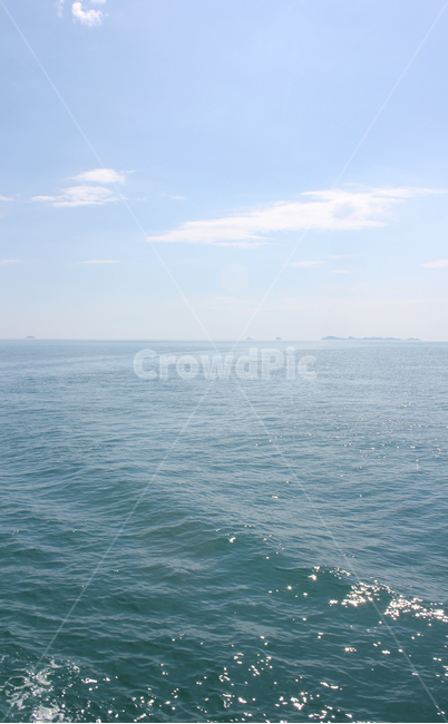 맑은,스카이,표면,수평선,beach,blue,cloud,coast,coastline,day,far,island,mountain,nature,ocean,sea,sky,water,wave,하늘,구름,파랑,블루,먼산,산,섬,바다,물결,푸른바다,풍경,자연,낮,파란색,물,바닷물,아쿠아,에메랄드빛,에메랄드,반짝임,윤슬