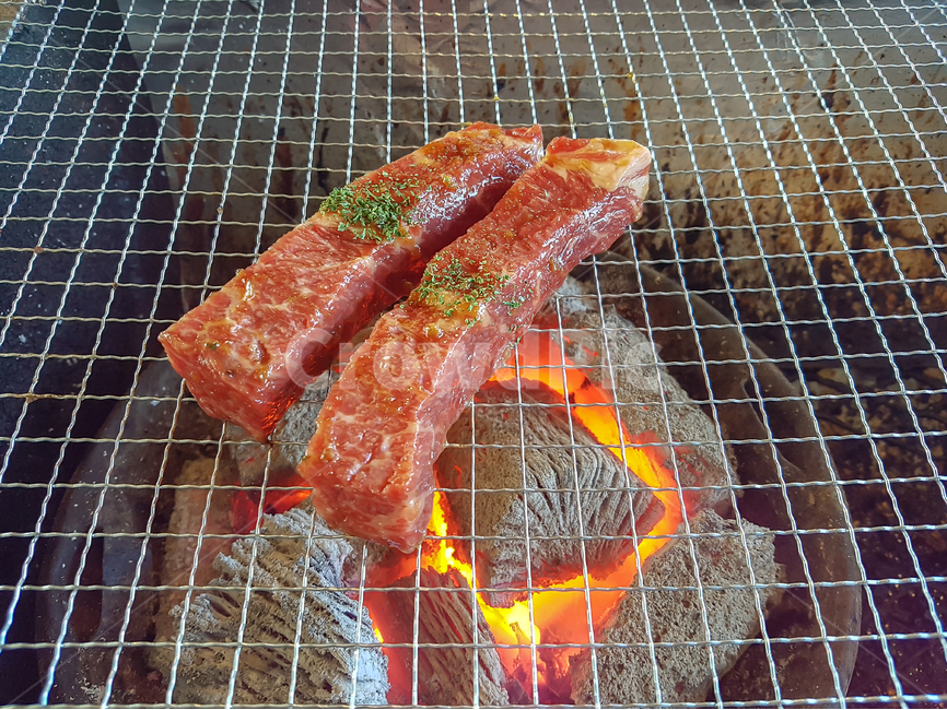 음식,식사,고기,갈비살,소고기,바베큐,숯불구이,육류,바탕,배경,요리,dish,lunch,dinner,gourmet,cuisine,tasty,Pork,Delicious,Background,Food,Cook,Cooing,음식,식재료,요리,food,cook,meal,dishes,food reserves,육류,고기,meat