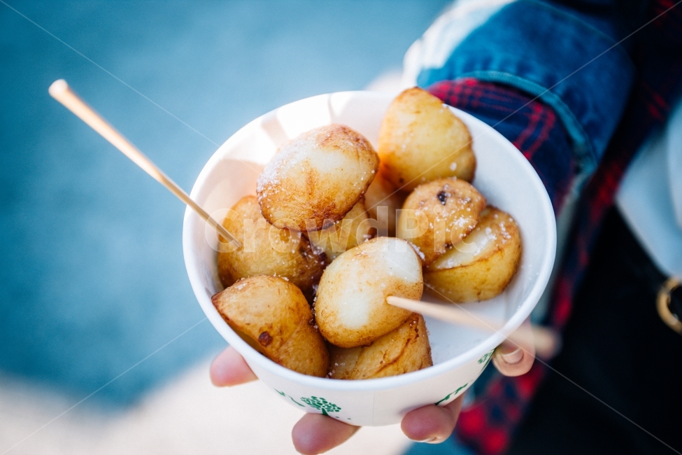 통감자구이,감성사진,음식,겨울,간식,휴게소,길거리음식,감자,감자요리,potato,구이,감자구이,통감자,꼬치,컵요리,streetfood,food,southkorea,koreanfood,음식,식재료,요리,food,cook,meal,dishes,food reserves,디저트,간식,후식,dessert,snack,감성,sensible,feeling