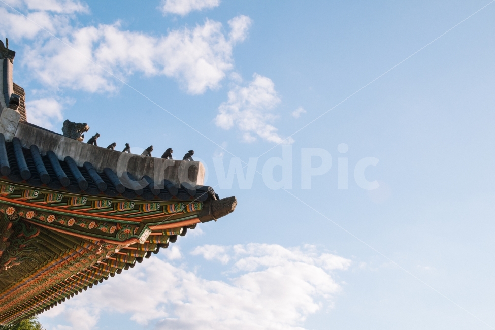 경복궁,기와,전통,궁궐,궁,서울,한국,한국적,처마,korea,seoul,koreatraditional,traditional,beautiful,palace,koreapalace,어처구니,가을하늘,하늘,건축물,건물외관,exterior,building,structure,architecture,construction,한국전통,한국문화,korean traditional,korean culture