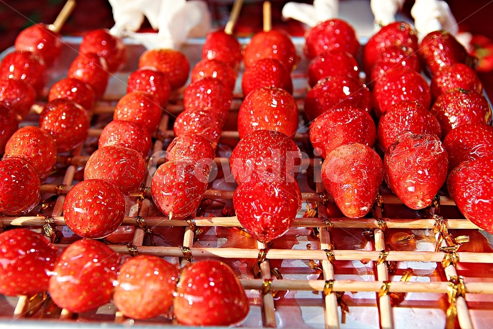 Red,fruit,strawberry,Strawberry Skewers,sugar,food