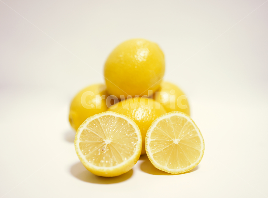 레몬,신맛,음식,과일,노랑,옐로우,yellow,lemon,음식,식재료,요리,food,cook,meal,dishes,food reserves,과일,열매,fruit
