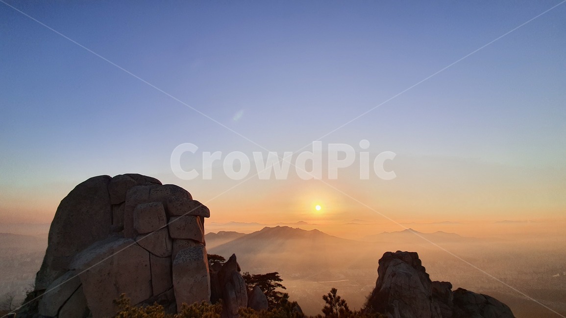 outdoors,옥외,산,하늘,해,태양,일출,자연,산맥,피크,경치,풍경,sky,nature,landscape,mountain,sun