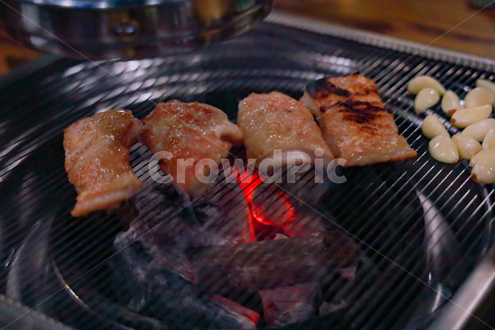 막창,숯불,구이,돼지고기,돼지,음식,음식,식재료,요리,food,cook,meal,dishes,food reserves,육류,고기,meat,한식,한국음식,한국요리,korean food,korean dishes,korean meal,korean cook