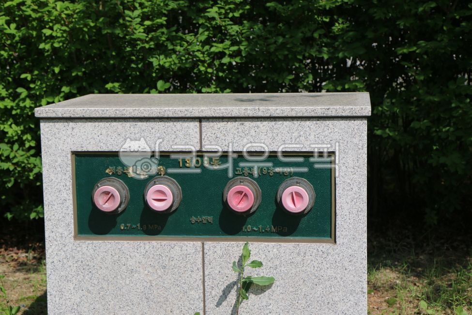 Apartment water pipe,Fire fighting,firefighter,water pipe,fire,911,highrise apartment,subjugation