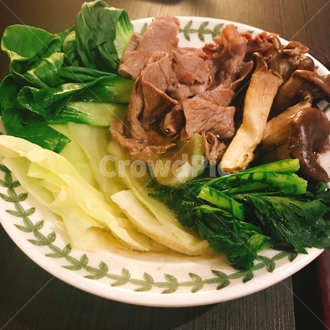 국물음식,샤브샤브,청경채,미나리,소고기,버섯,양배추,음식,식재료,요리,food,cook,meal,dishes,food reserves