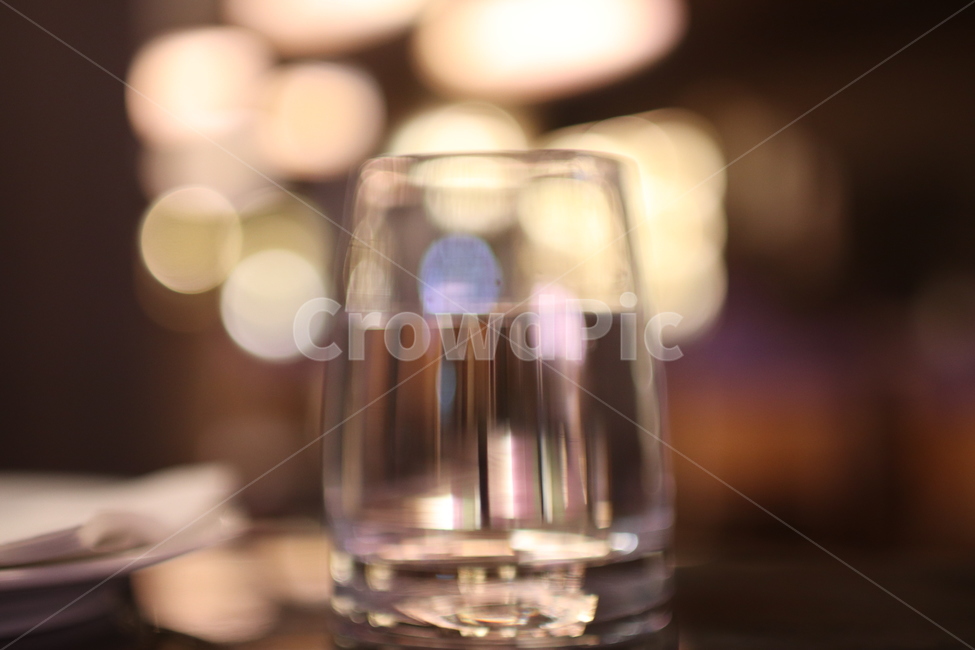 물,컵,유리잔,레스토랑,조명