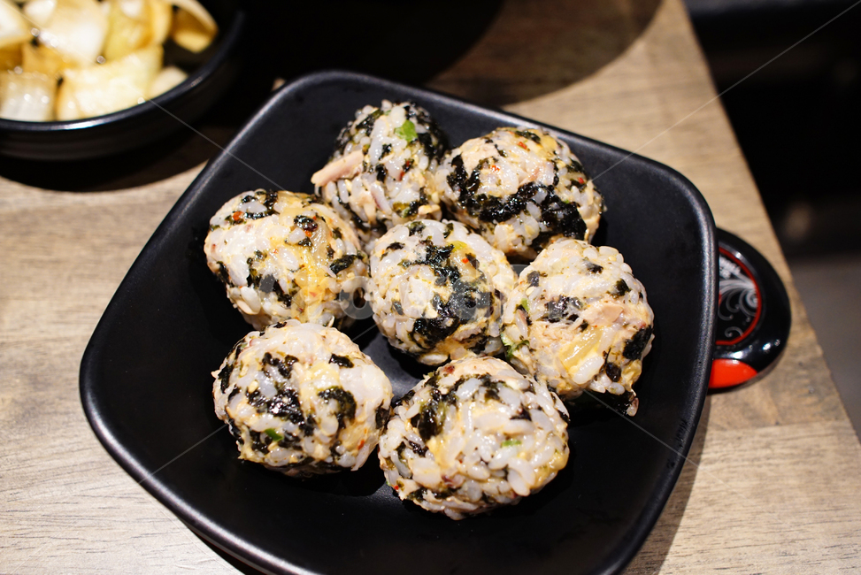 음식,요리,주먹밥,식재료,한국음식,food,cook,식품,meal,식사,음식,식재료,요리,food,cook,meal,dishes,food reserves