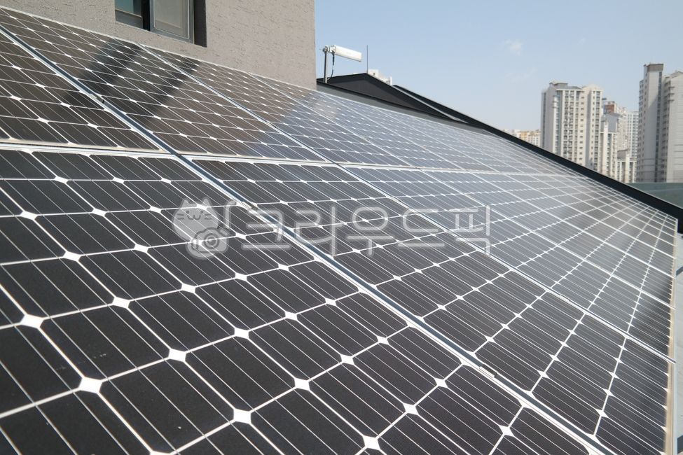 sky,alternative energy,collector plate,solar energy,solar power,solar power generation,solarpanels,electricity,technology,electric energy,Eco,sunlight,science,Development,solar panel,electrical device,board,energy