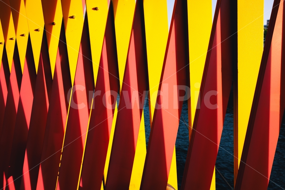 Red,shadow,ocean,texture,yellow,cross,diagonal,Straight