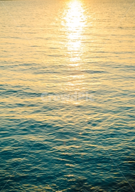 제주도,바다,일몰,빛,황금빛,여행,힐링,감성사진,감성,jeju,jejuisland,koreaisland,RepublicofKorea,sunset,자연,풍경,nature,landscape,휴식,힐링,rest,relaxation,healing,water,물,outdoors,옥외