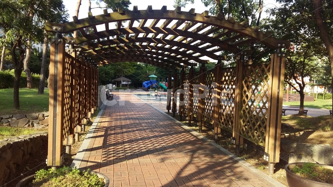 공원,쉼터,공원입구,그늘,그림자