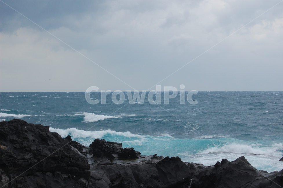 겨울바다,바닷가,파도,제주도,제주도바다,자연,풍경,nature,landscape,outdoors,옥외,water,물,ocean,대양,sea,바다,promontory,곶