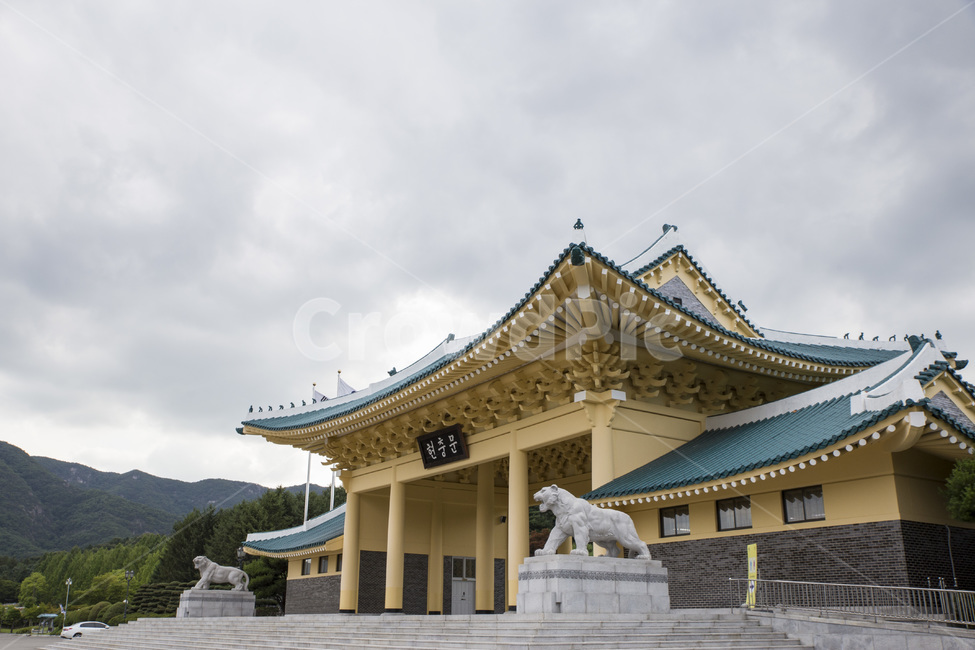 대전국립현충원,현충원,보훈,호국,대한민국,국립묘지,국군묘지,기와,전통