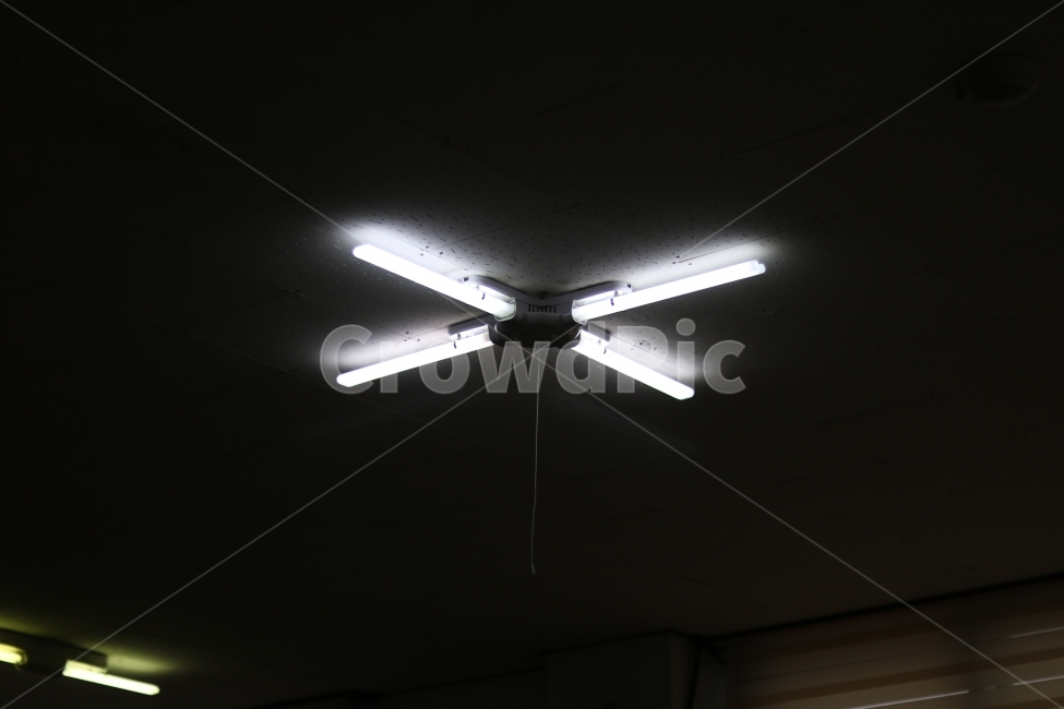 회사,사무실,전등,전구,보정,감성,인테리어,실내디자인,interior design