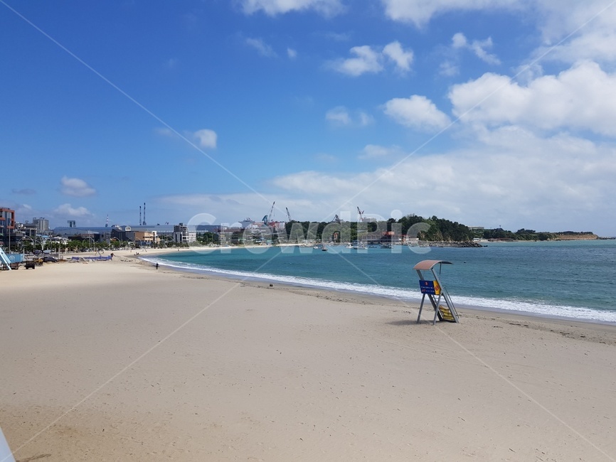 해변,해수욕장,바다,파도,하늘,구름