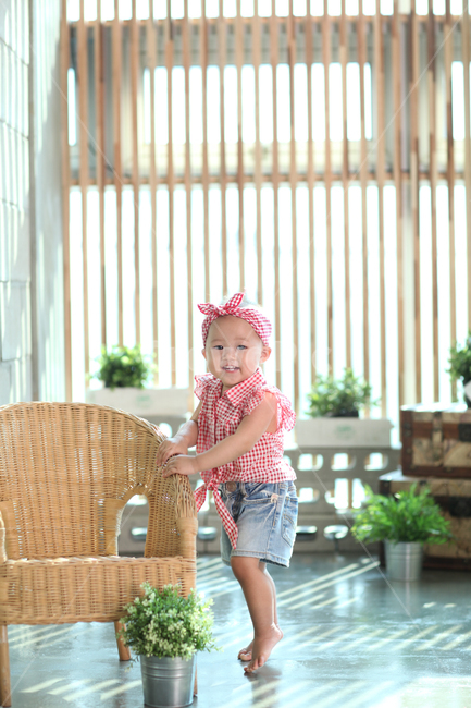 기쁨,행복,미소,사랑,뭉클,사람,인물,인간,human,person,어린이,어린아이,child,children,kid